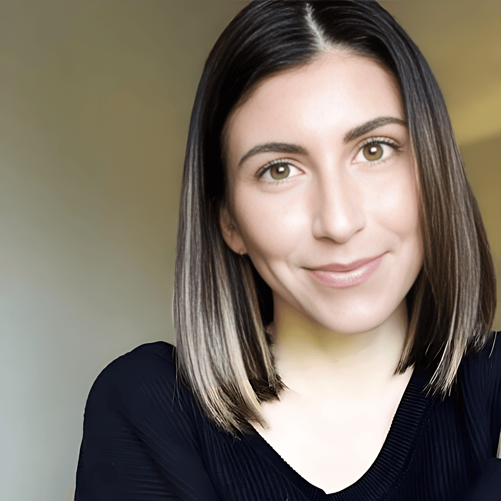 Elysabethe Borzilleri - Board Member At-Large